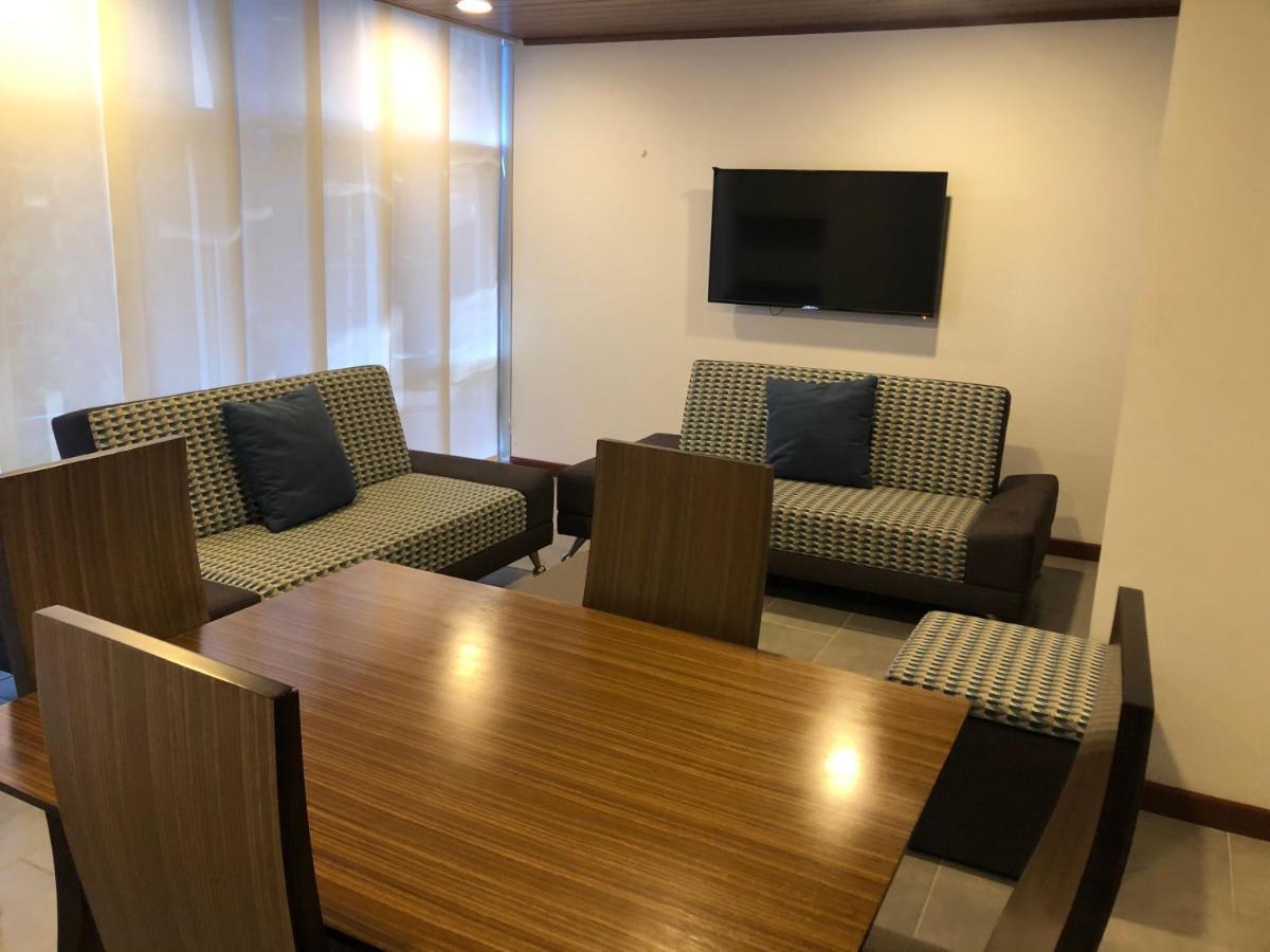 Apartamentos Edificio San Miguel Богота Екстер'єр фото